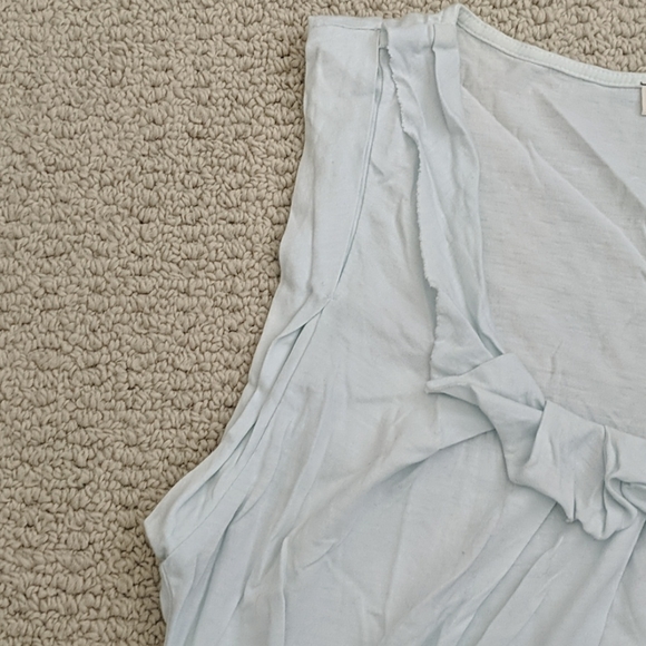 Wilfred Tee - Picture 3 of 4